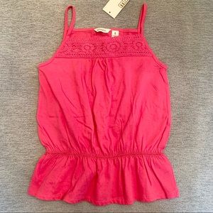 Cute NWT Tank top with ruffles!